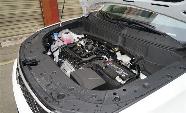 详解长安CS35PLUS，小型SUV，空间够用，搭载1.6L发动机