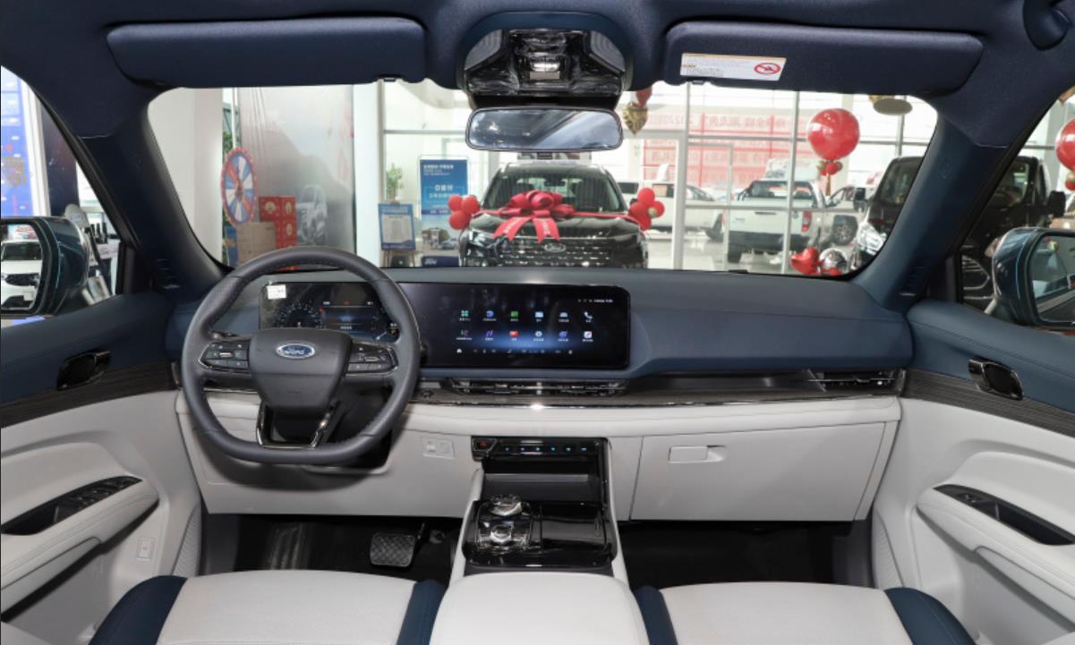 售价13.98万起，福特中型SUV领睿正式上市，和国产品牌抢市场？