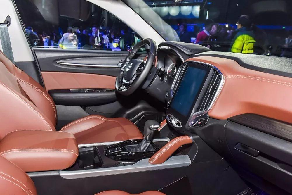 宝马加持，科技傍身，华晨中华V6起售8.79万元