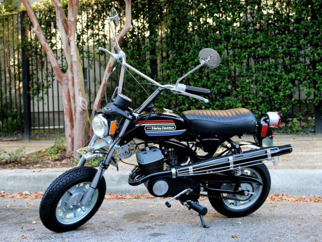 实拍：大哈雷生产的小“猴子”摩托车，配二冲程90cc发动机
